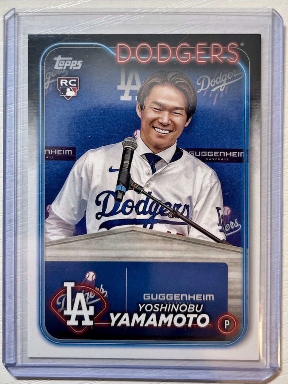 Topps Dodgers Baseball Card Yoshinobu Yamamoto RC # 553
